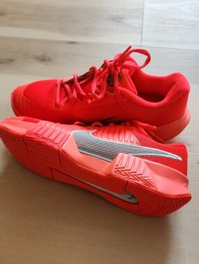 Nike GP Challenge Pro Premium women's tennis shoes
